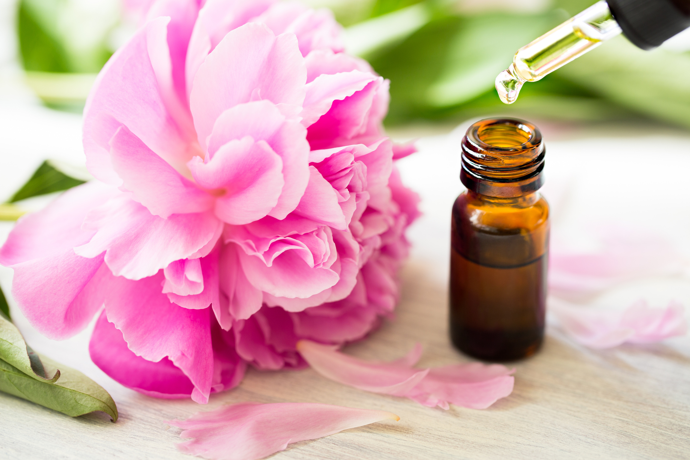 Aromatherapy, essentials oils